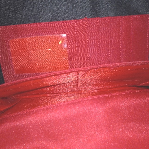 GUC Tommy Hilfiger Wallet 7 1/2X 4. Part Leather/canvas - Picture 8 of 12